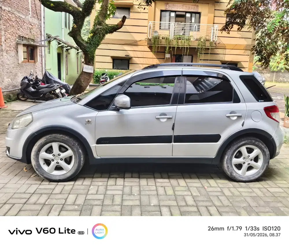 Suzuki SX4 2009 Bensin