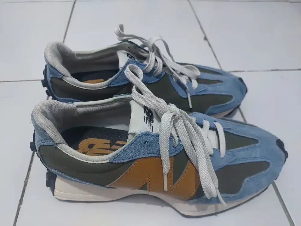 Sepatu New balance 327 original