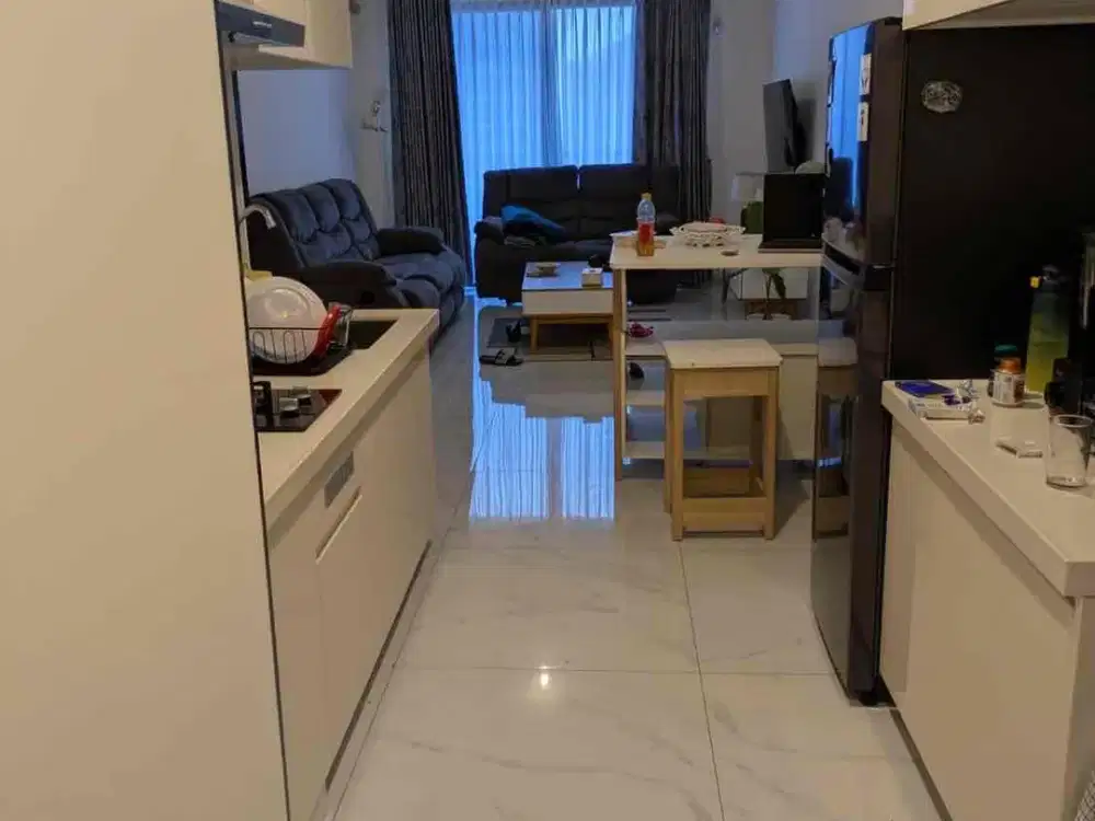 Dijual cepat apartemen sky house 3 BR full furnish modern siap huni di BSD