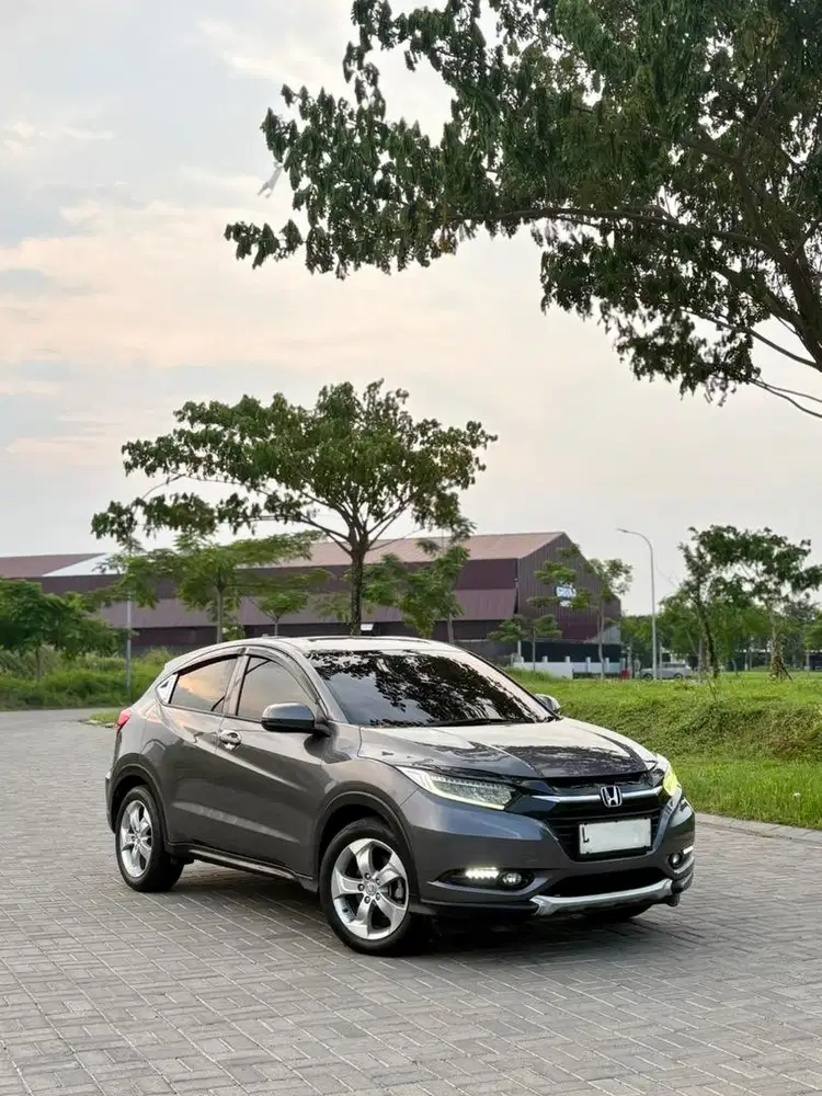 Honda HRV S CVT 2015 GOOD CONDITION !