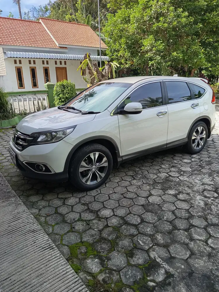 Honda CR-V 2.4 AT Prestige Feb'24 Putih Mutiara Gen 4