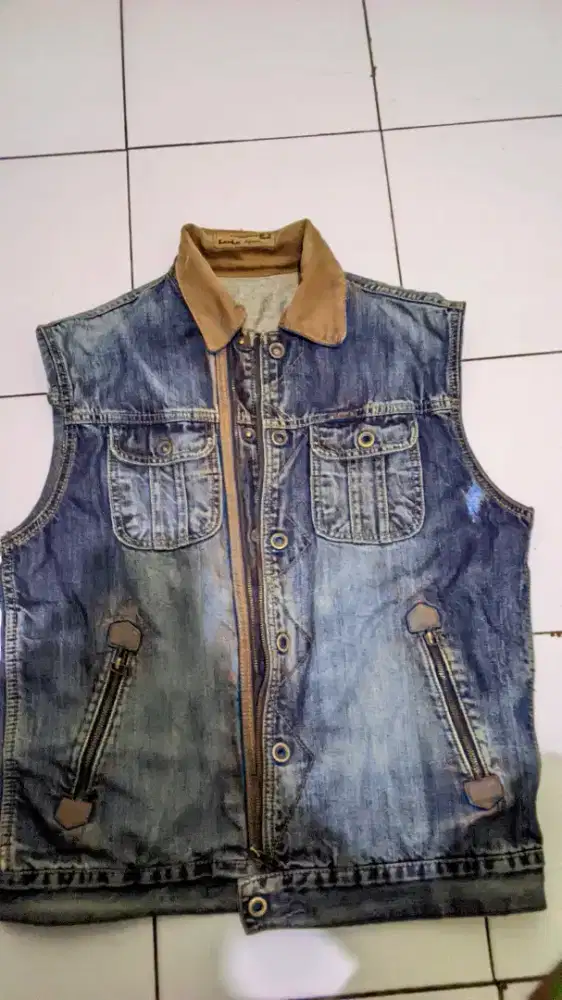 jaket vest loiss