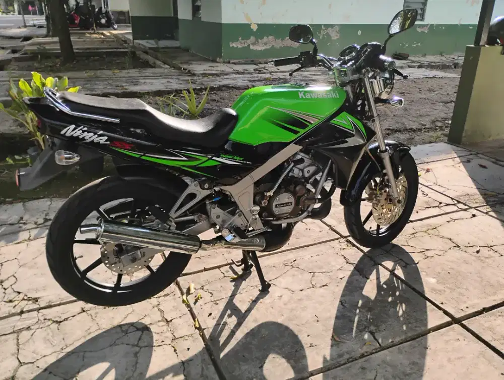 Ninja SS 2011 KR150N