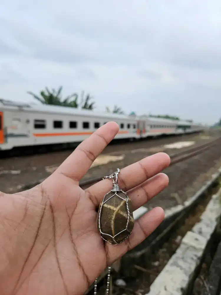 Batu tapak jalak alami