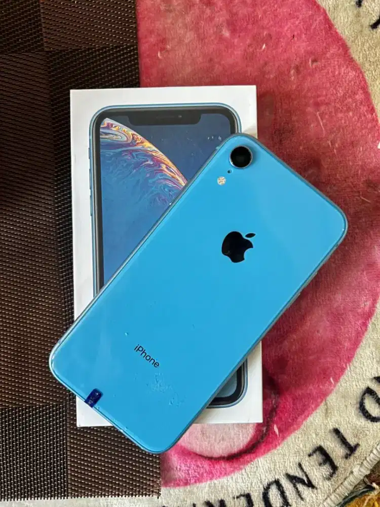 XR 64 GB iPhone Wifi Only