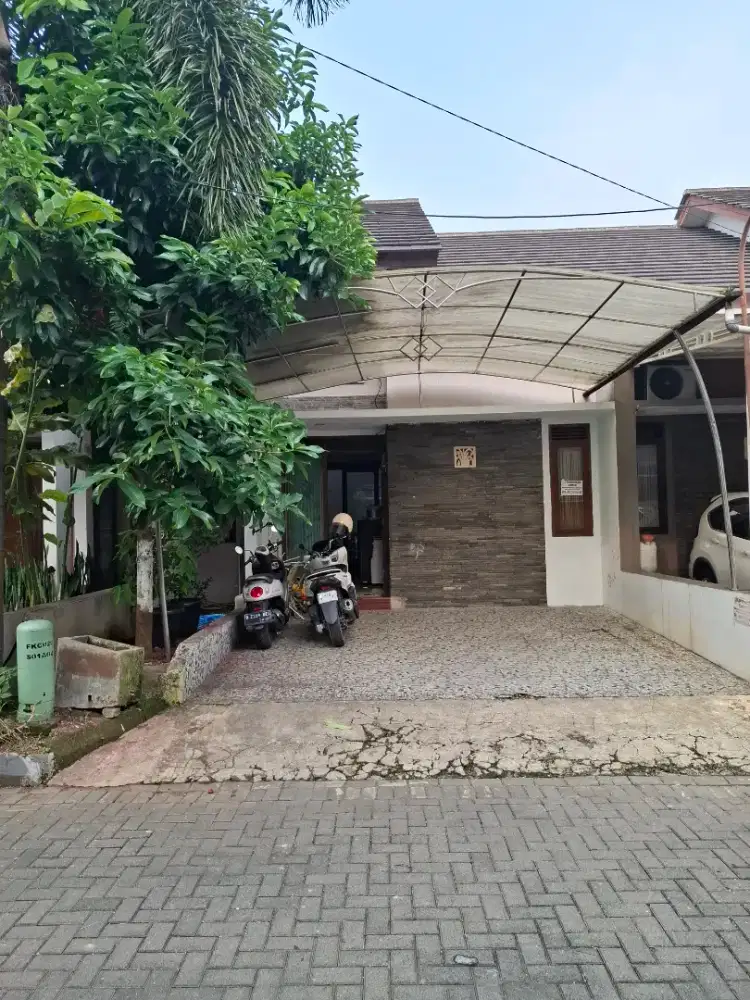 Di sewakan rumah di perumahan kotabali resident