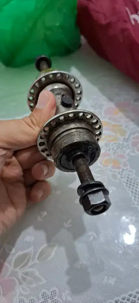 Hub belakang sepeda onthel