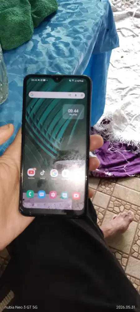 Samsung a10s hitam bekas