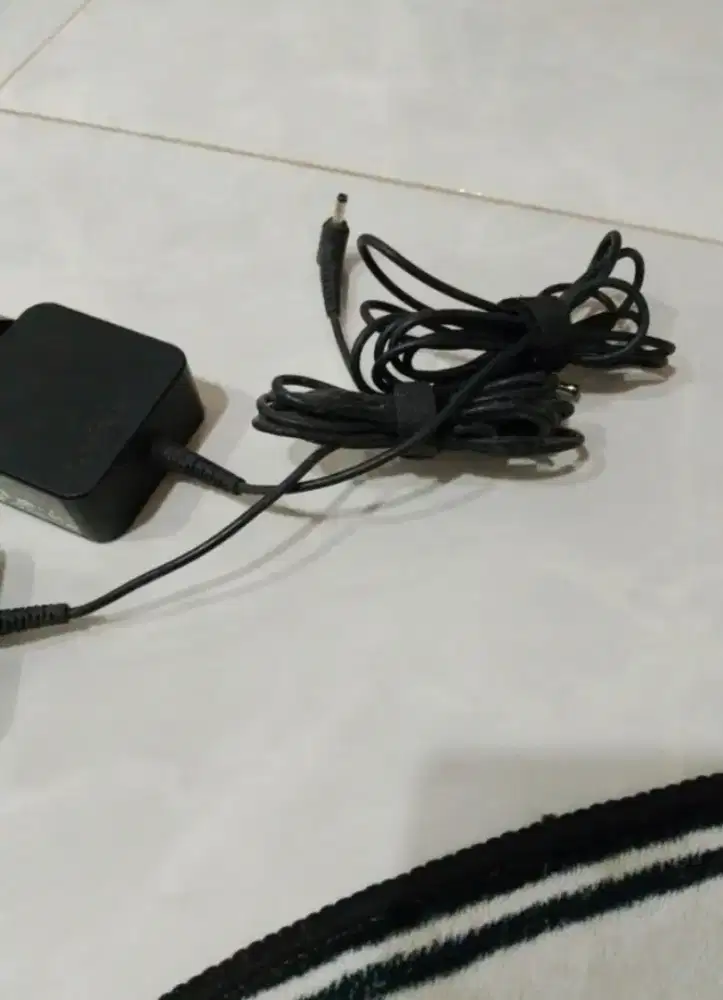 Charger laptop lenovo