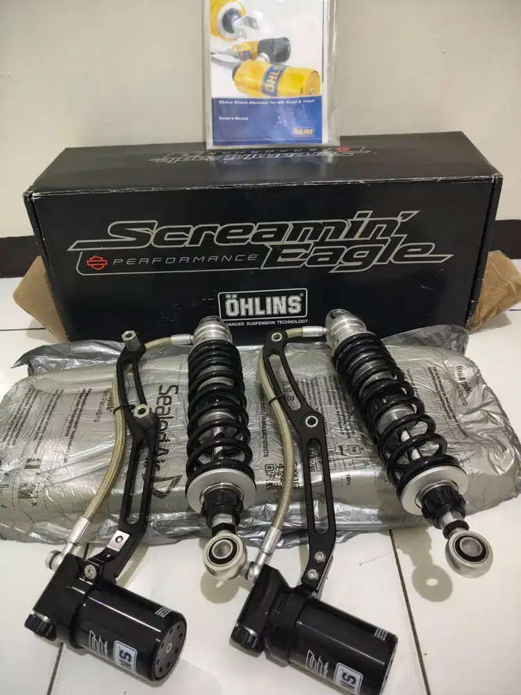 Dijual Öhlins HD045 Screamin' Eagle Remote Reservoir Rear Shocks Ori