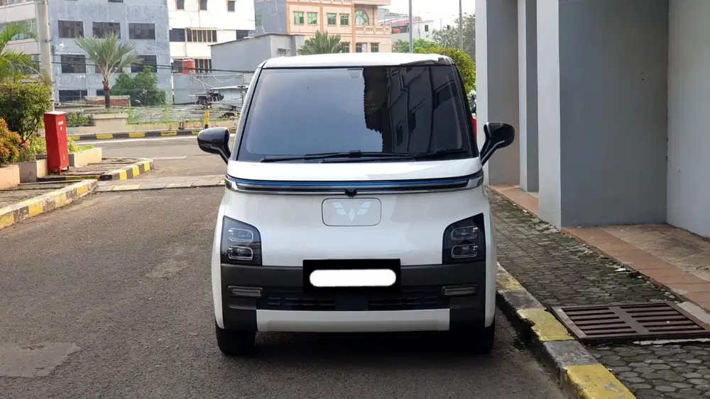 Km42rb wuling air ev long range 2023 putih