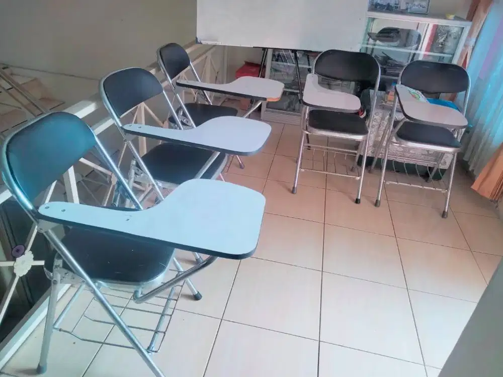 Dijual 5 kursi CHITOSE