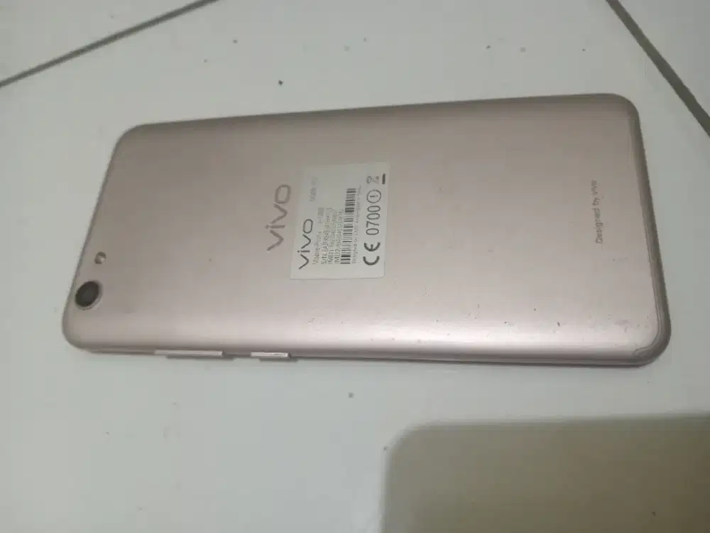Vivo y 71 ram 3 retak dikit normal