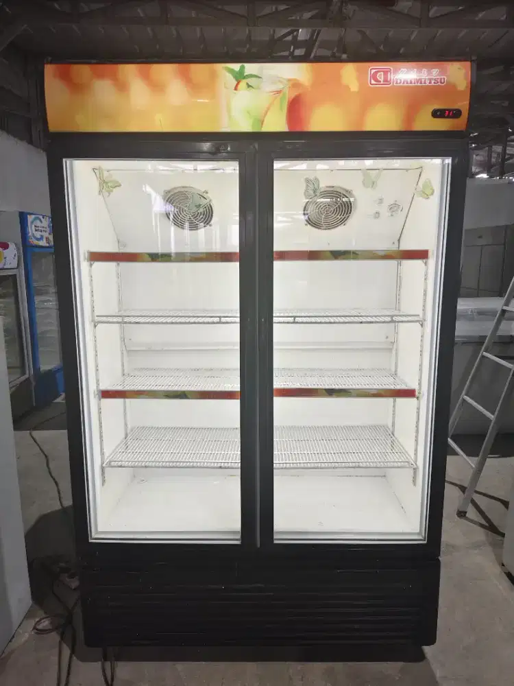 Showcase/chiller berbagai macam kapasitas dan merk