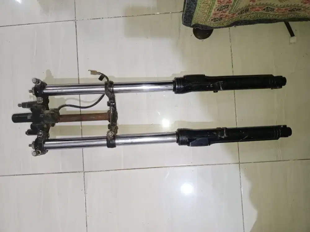 skok gl lengkap segitiga Megapro orisinil