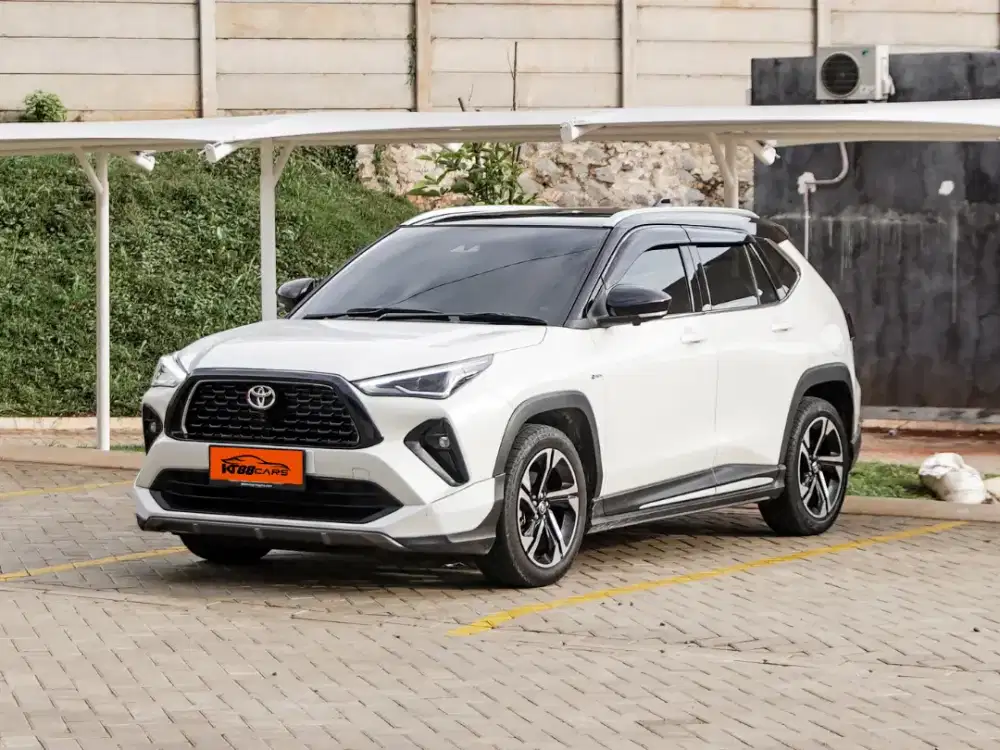 Toyota yaris cross GR tss hybride At 2022
