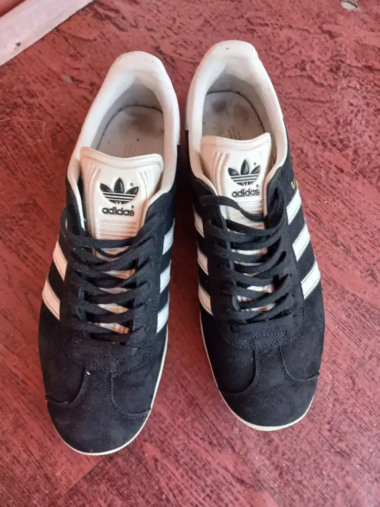 Sepatu adidas gazelle 45
