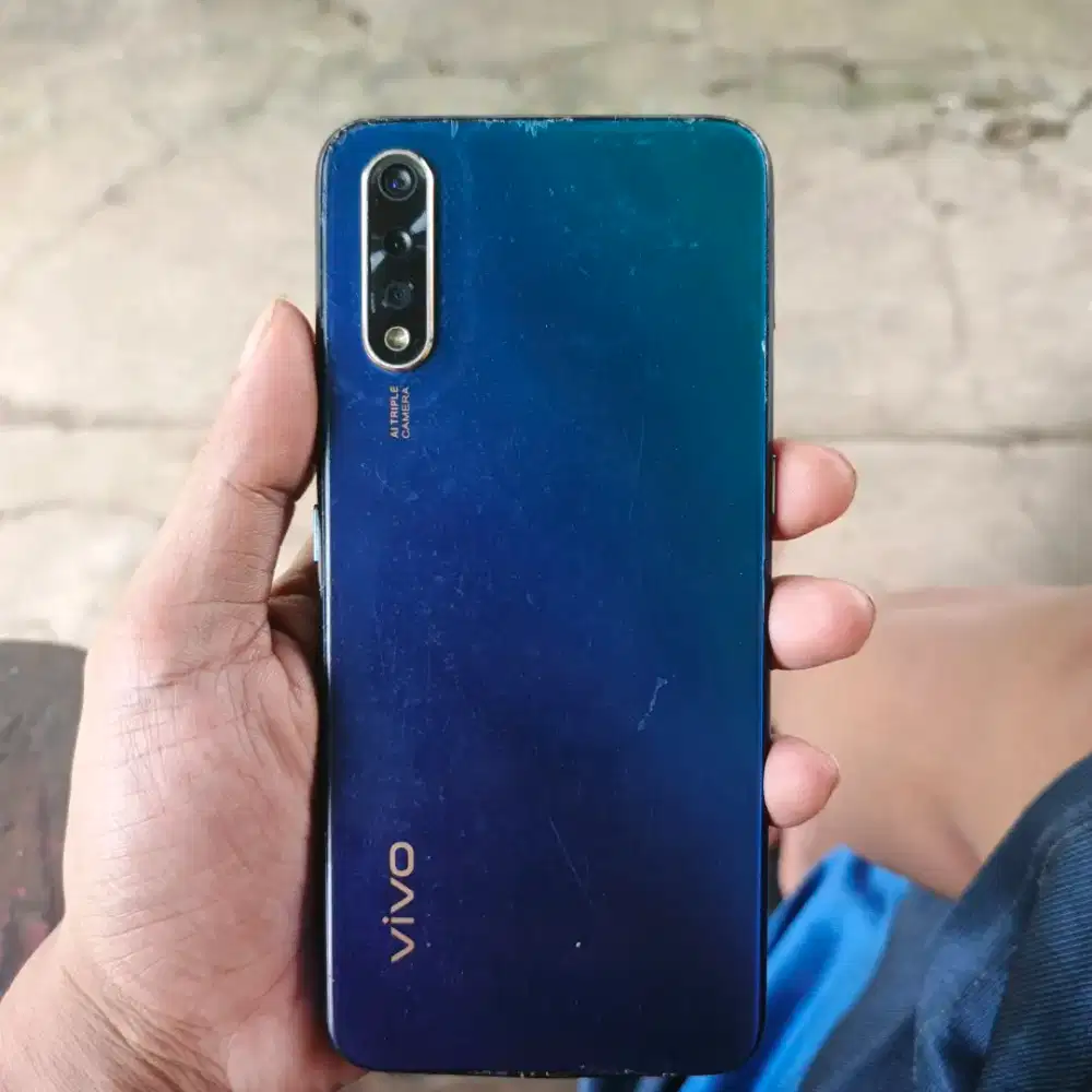 Vivo S1 4/128GB Fullset LCD Error.