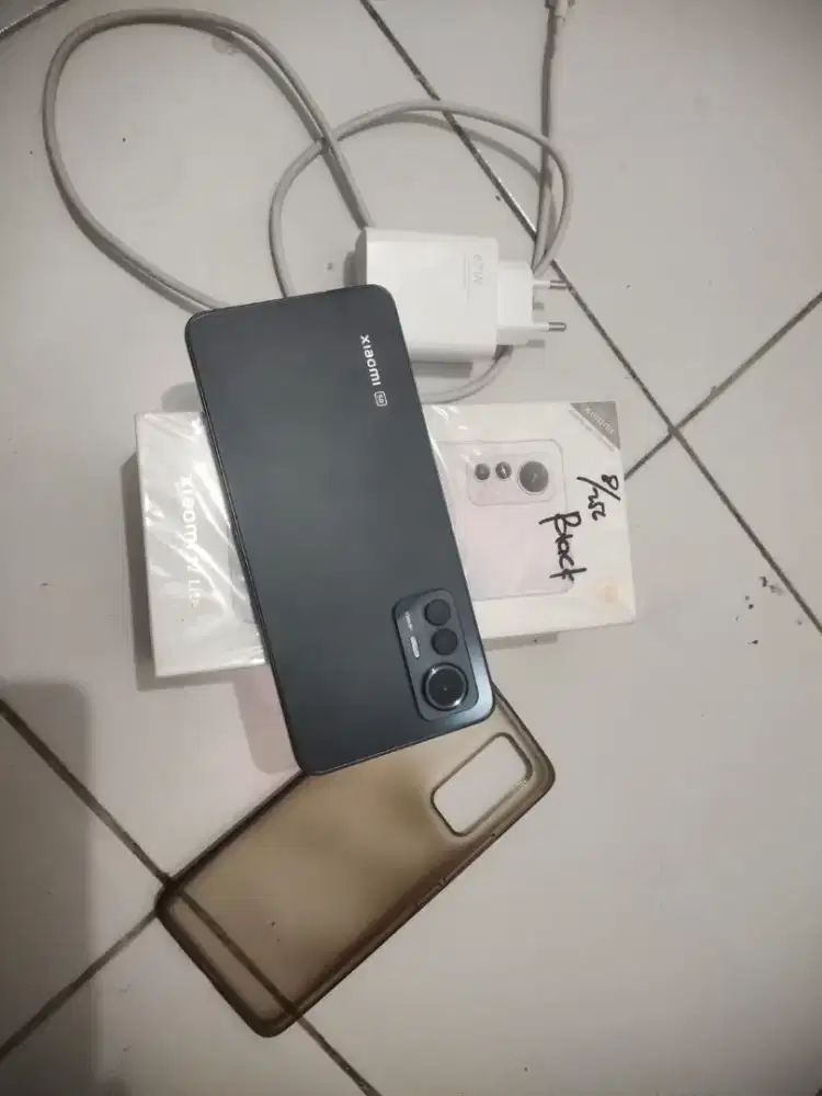 Mi 12 lite 5G ram 8/256 amoled fullsett nfc