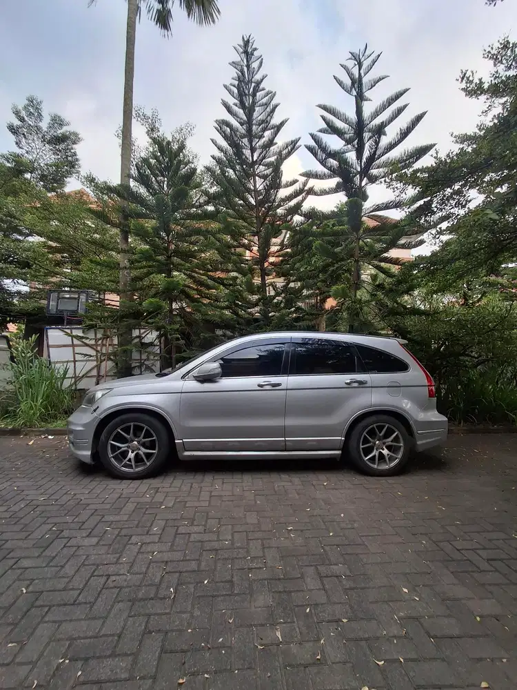 Honda CR-V 2009 Bensin