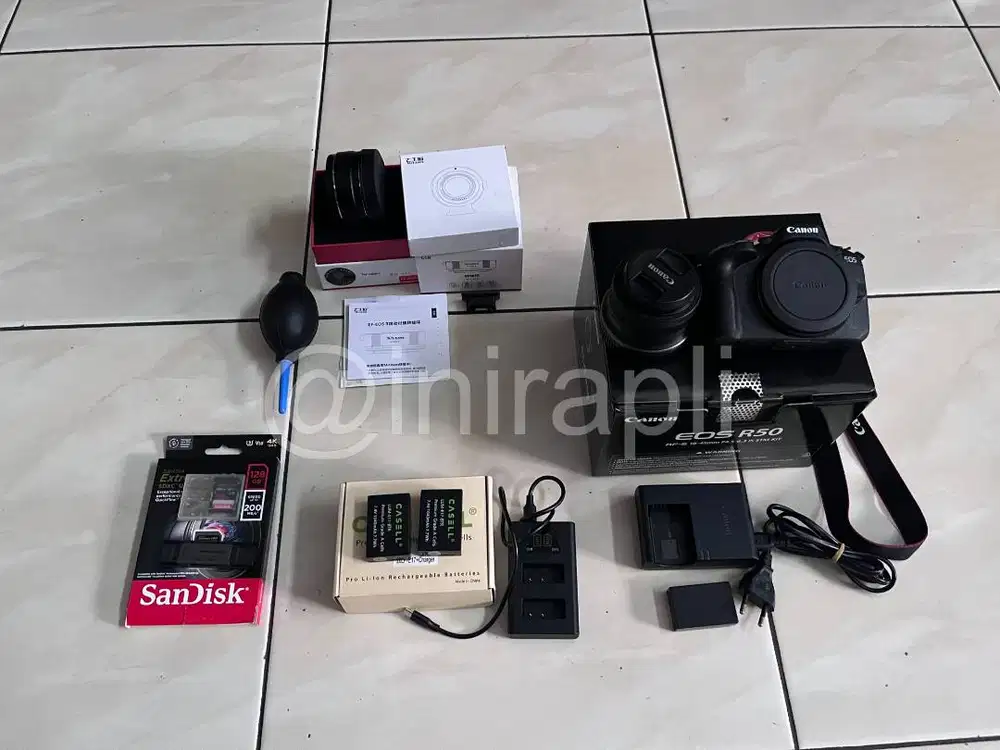 Canon EOS R50 + Lensa Kit 18-45mm (Paketan Lengkap)