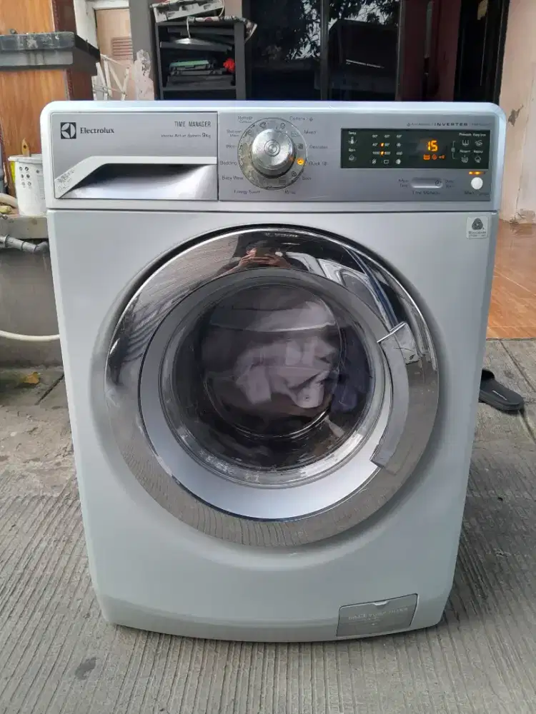 Mesin Cuci Electrolux 9KG Normal & Mulus