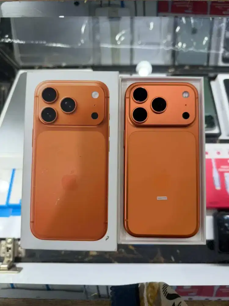 iPhone 17 Pro second iBox orange