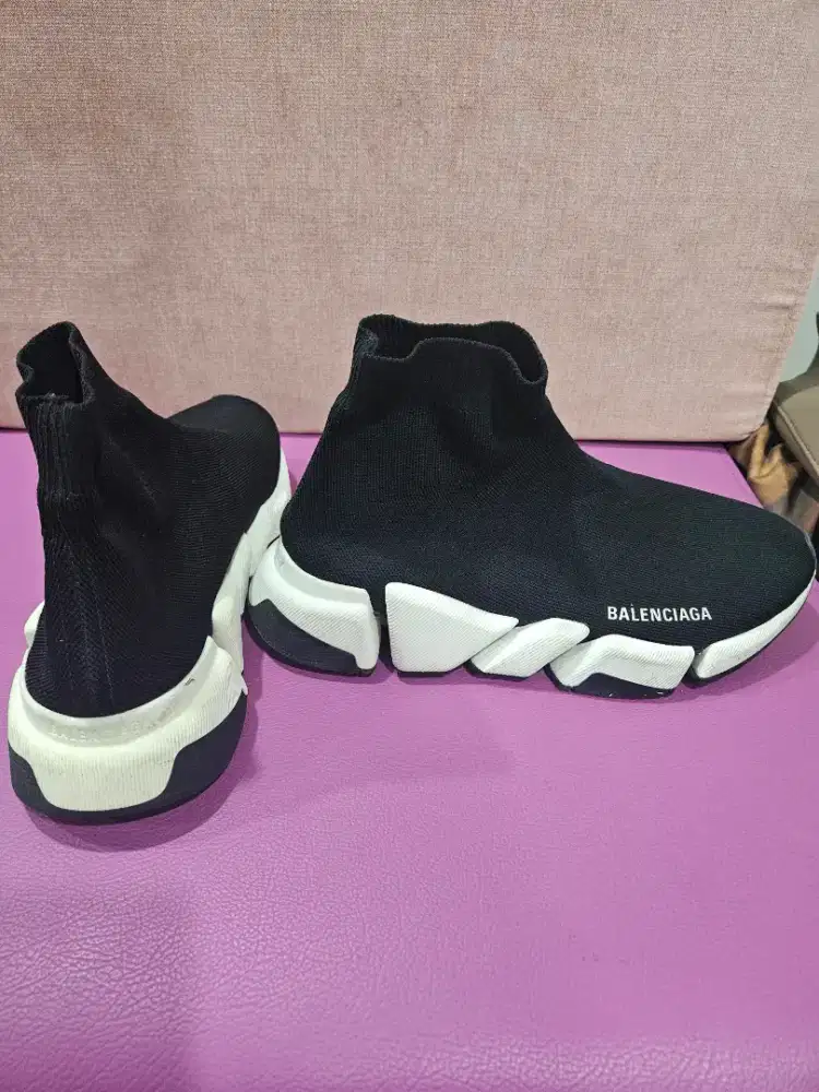 Sepatu Asli Balenciaga