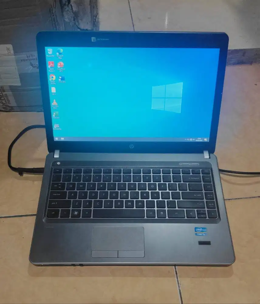 Laptop HP Probook 14 Inch core i3 RAm 4 GB