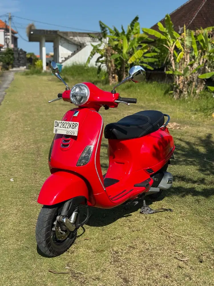 Piaggio Vespa LX 125 2024