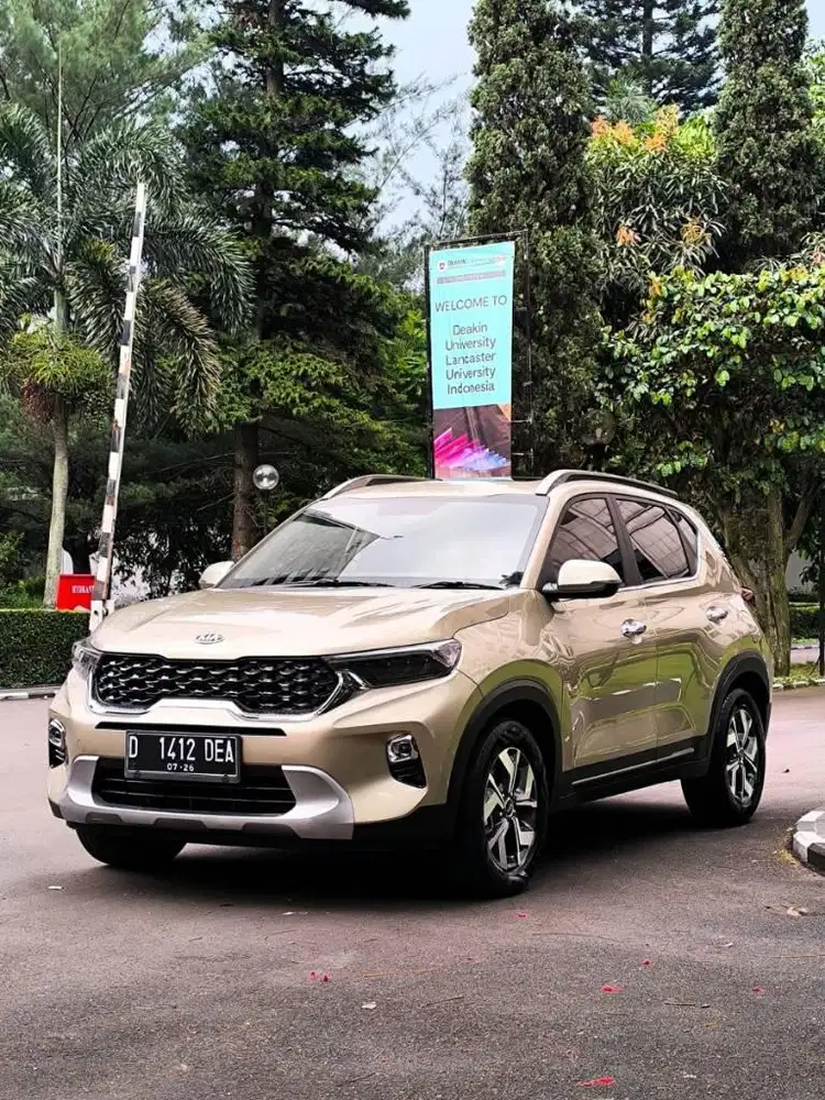 Kia Sonet Premiere 2021 iVT bandung premier silver