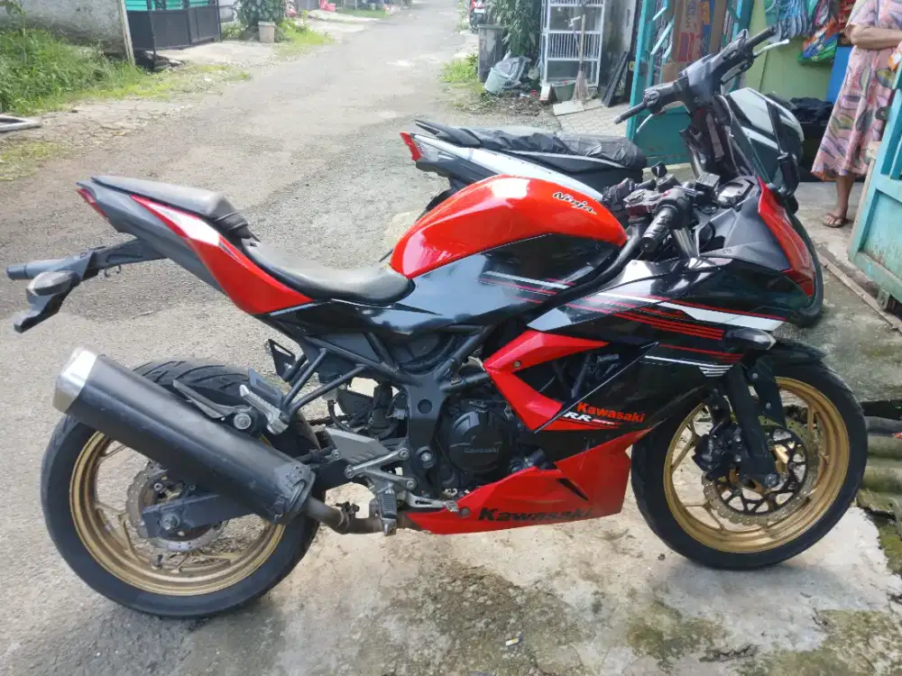 NINJA MONO 250 SL TAHUN 2014