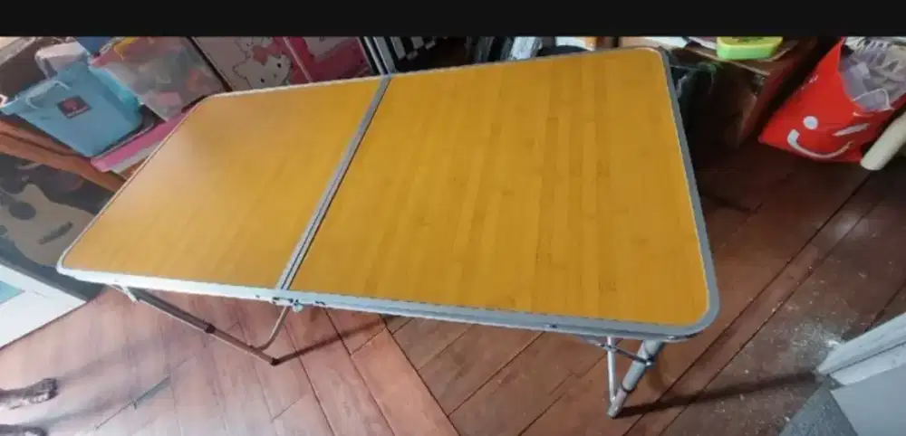 Meja lipat untuk jualan