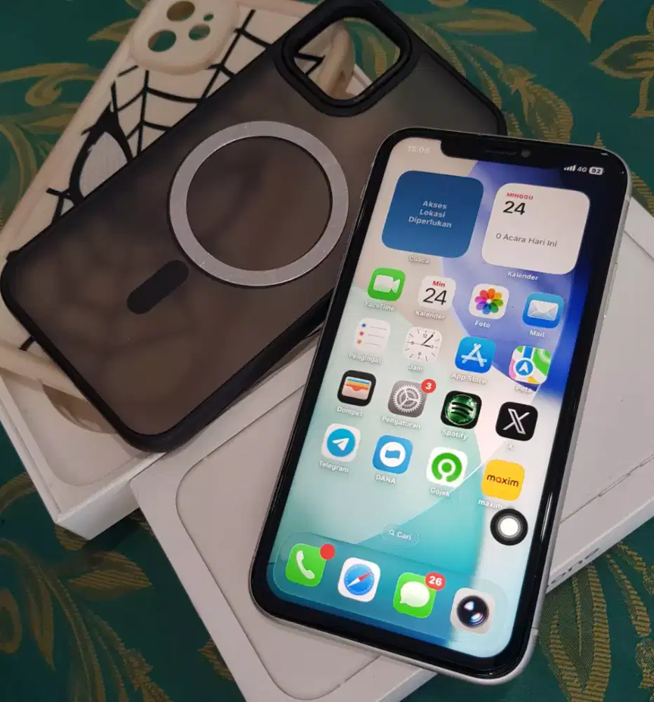 Bac dulu ya..iPhone 11 64 iBox mlus lengkap
