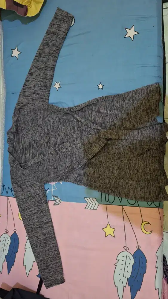 Cardigan loreng abu hitam
