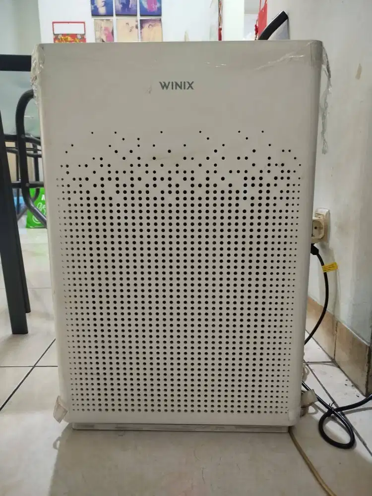 Preloved Air Purifier WINIX Zero-S