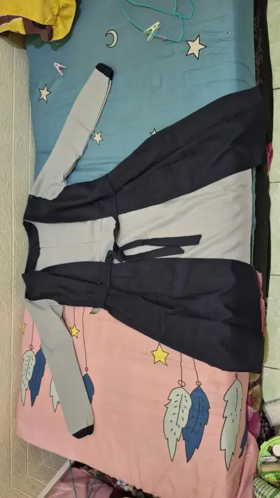 Tunik Warna biru muda dan biru tua