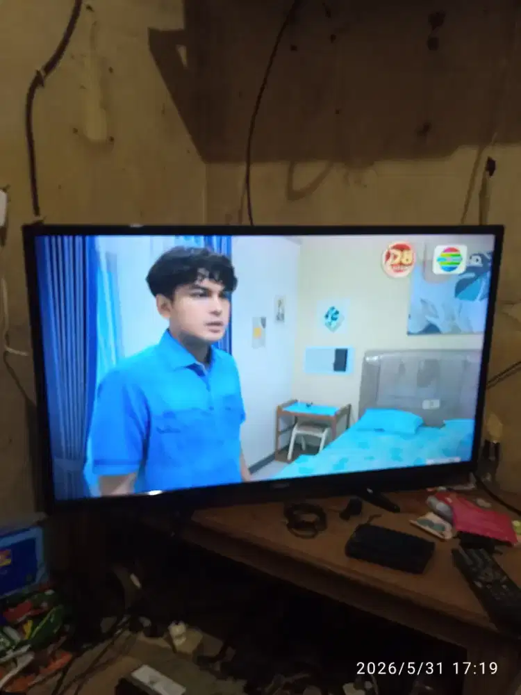 Televisi Aqua led 32 inchi Analog