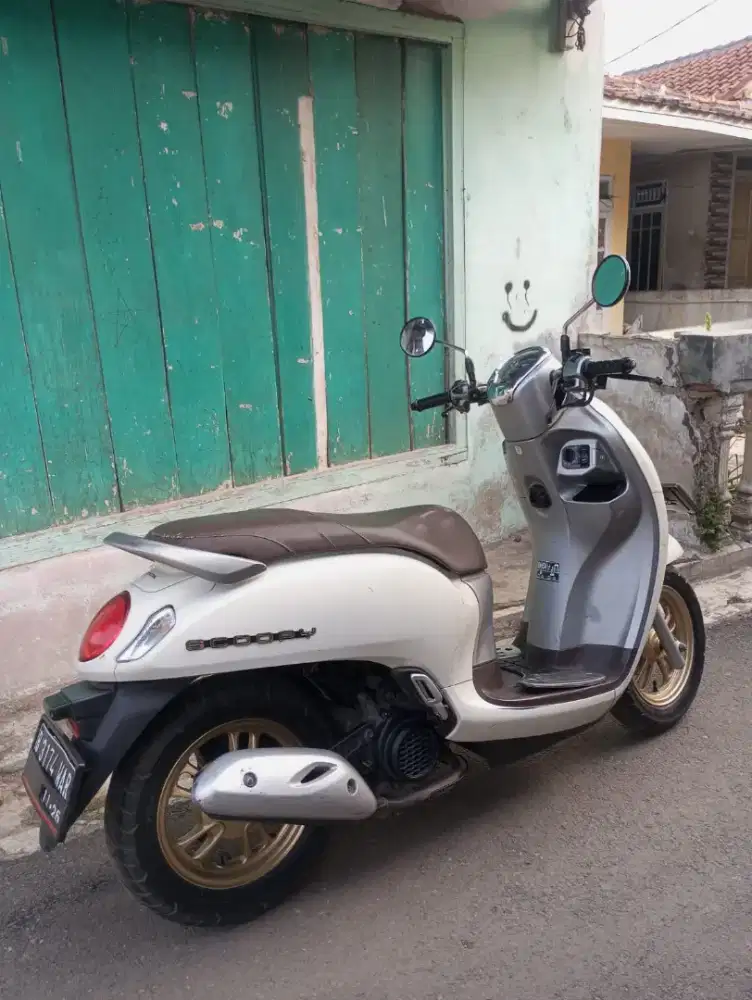 Honda Scoopy Prestige Keyless
