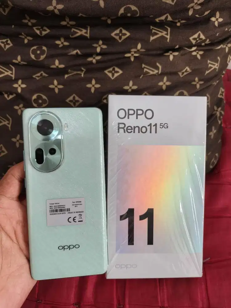 Oppo Reno 11 5G 8+/256 GB