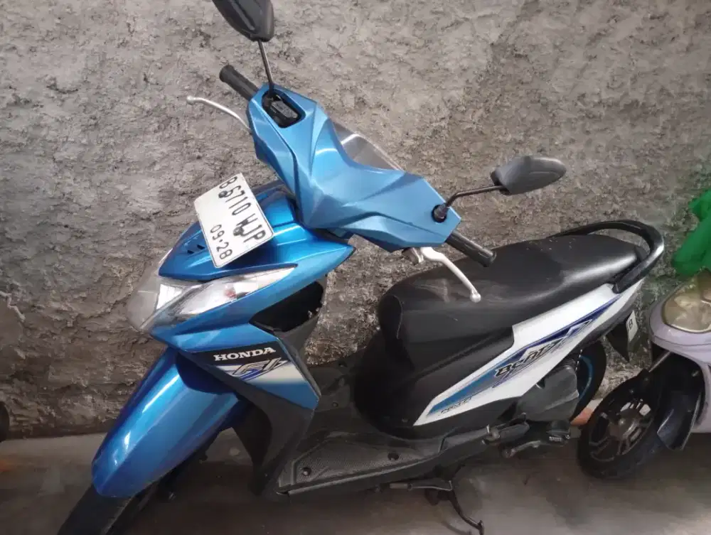 Dijual honda beat fi 2013
