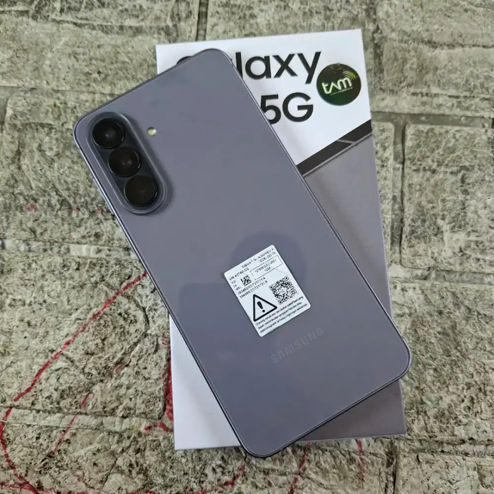 Samsung galaxy A57 5G ram 8/256GB mulus lengkap normal bergaransi