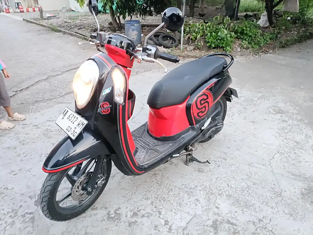 Honda Scoopy th 2015