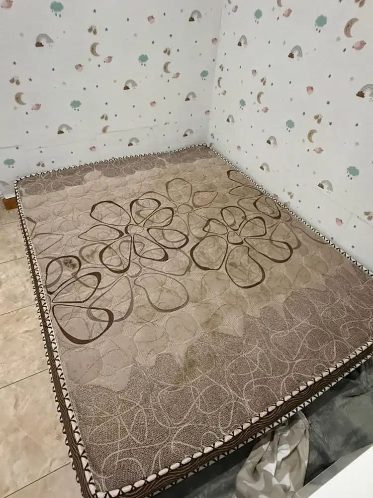 KASUR ukuran queen