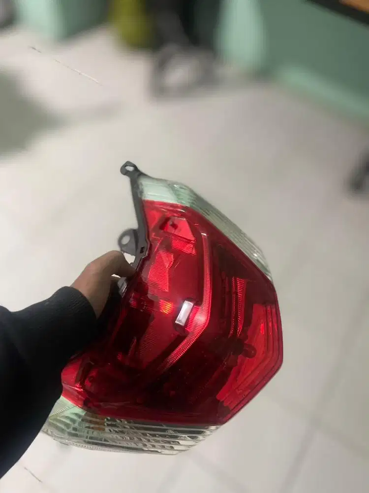 Lampu belakang nmax old 155