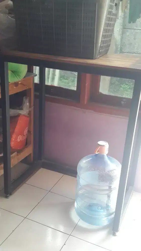 Dijual meja kokoh