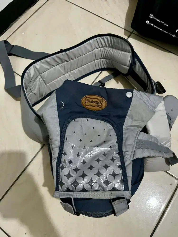 [For Sell] Gendongan Bayi Dialogue
