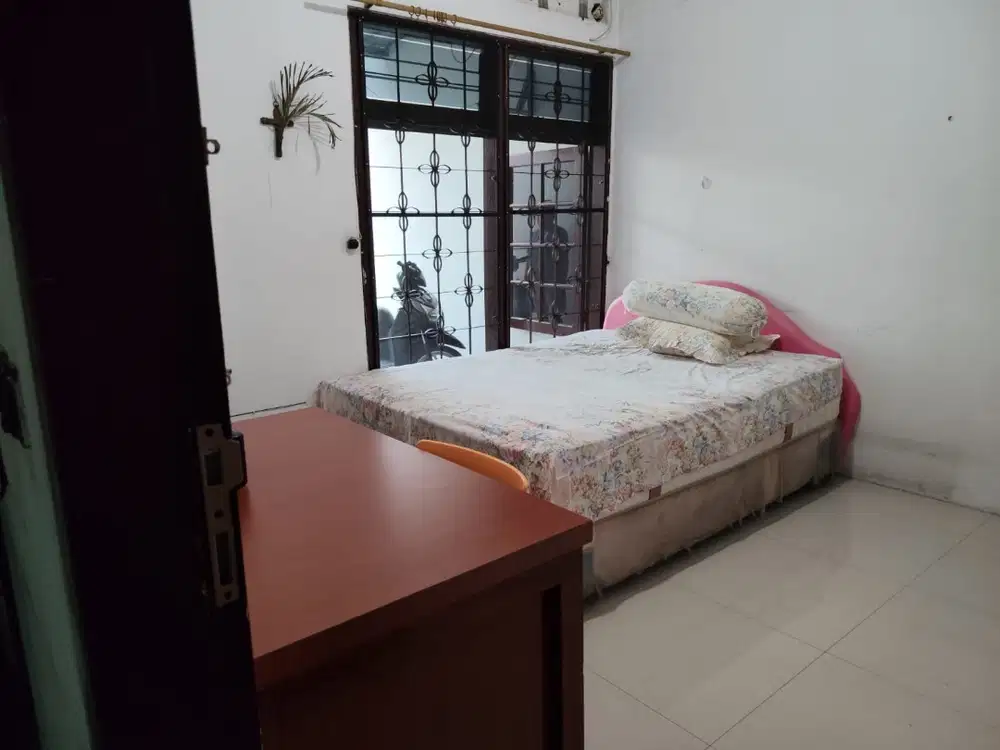 Sewa Kos Manyar / Sewa Kos Surabaya Timur