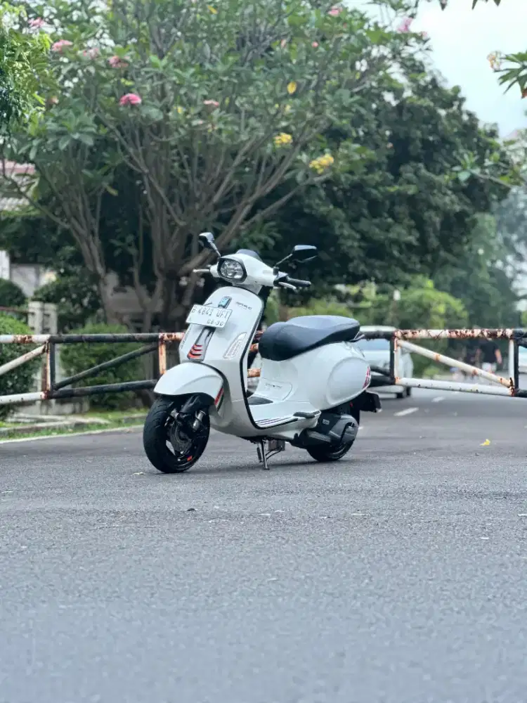 VESPA SPRINT S NEW MODEL 150 IGET ABS LED THN 2025 PERFECT CONDITION
