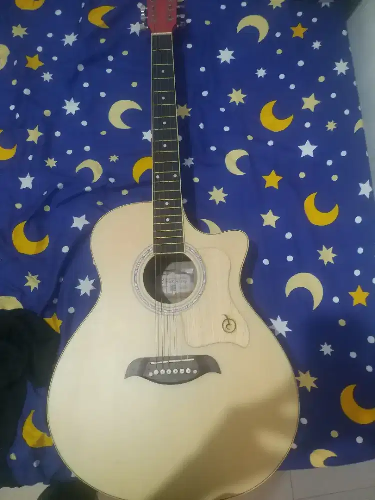 Gitar lokal mandalika